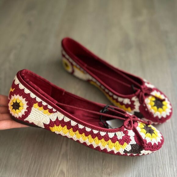 ZARA EMBROIDERED BALLET FLATS - Picture 1 of 8
